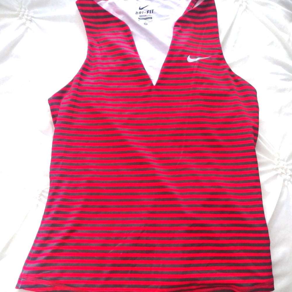 Racetrack exercise tank